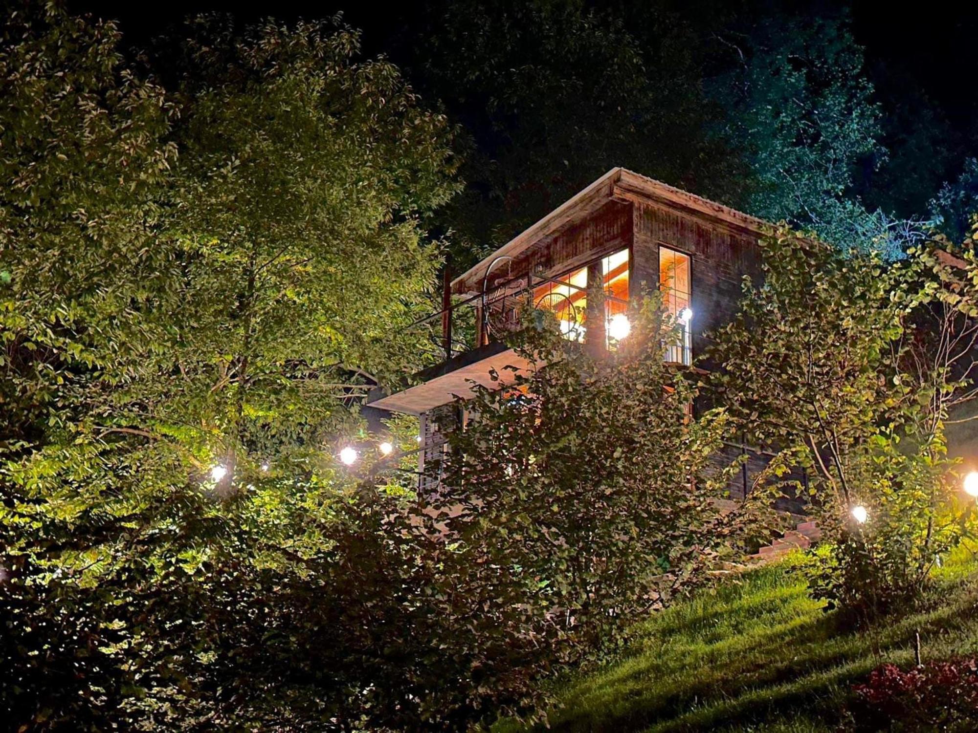 Hotel Woodpecker Georgia Batumi Exterior foto